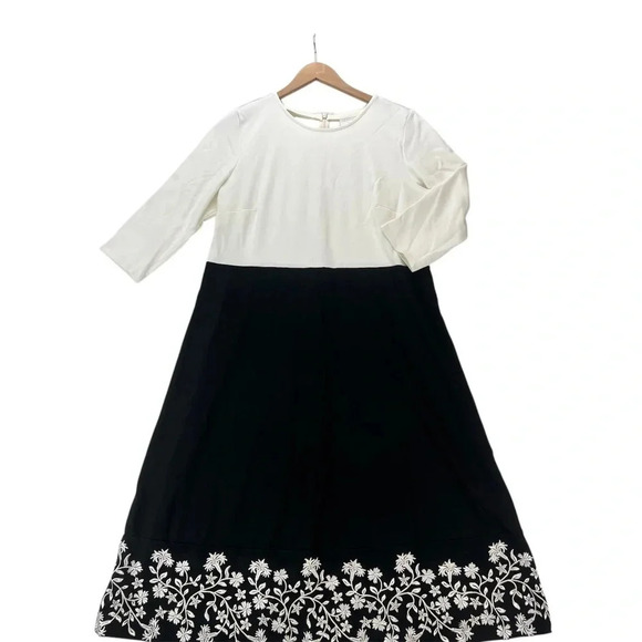 J. Jill Dresses & Skirts - Christian Siren For J.Jill Embroidered Dress Size L